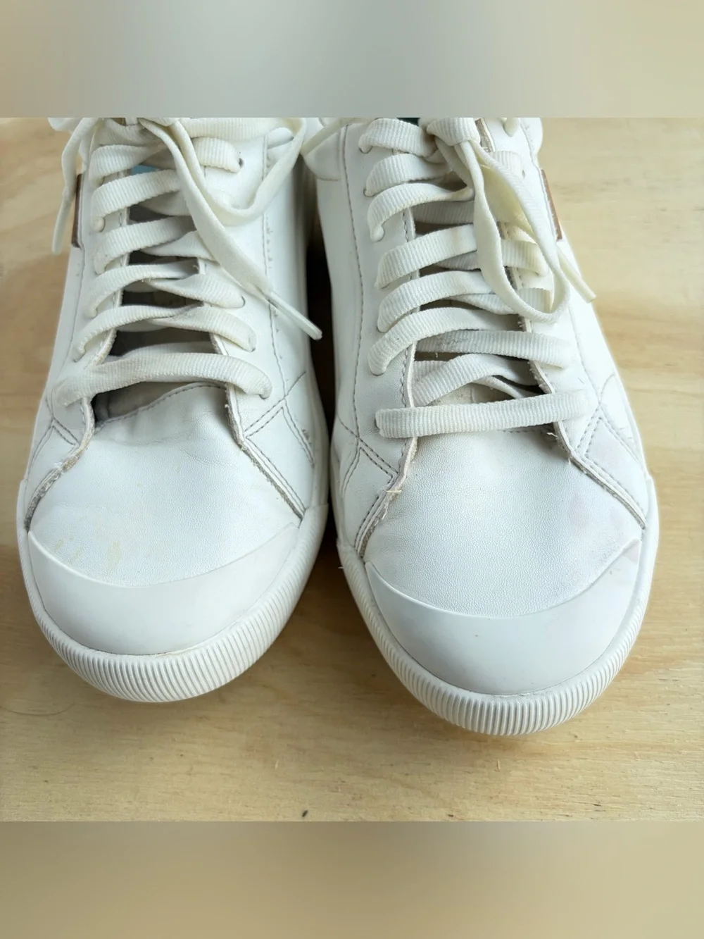 Dr. Scholl's Time Off White Faux Leather Lace-Up Casual Sneakers Women’s Size 7M